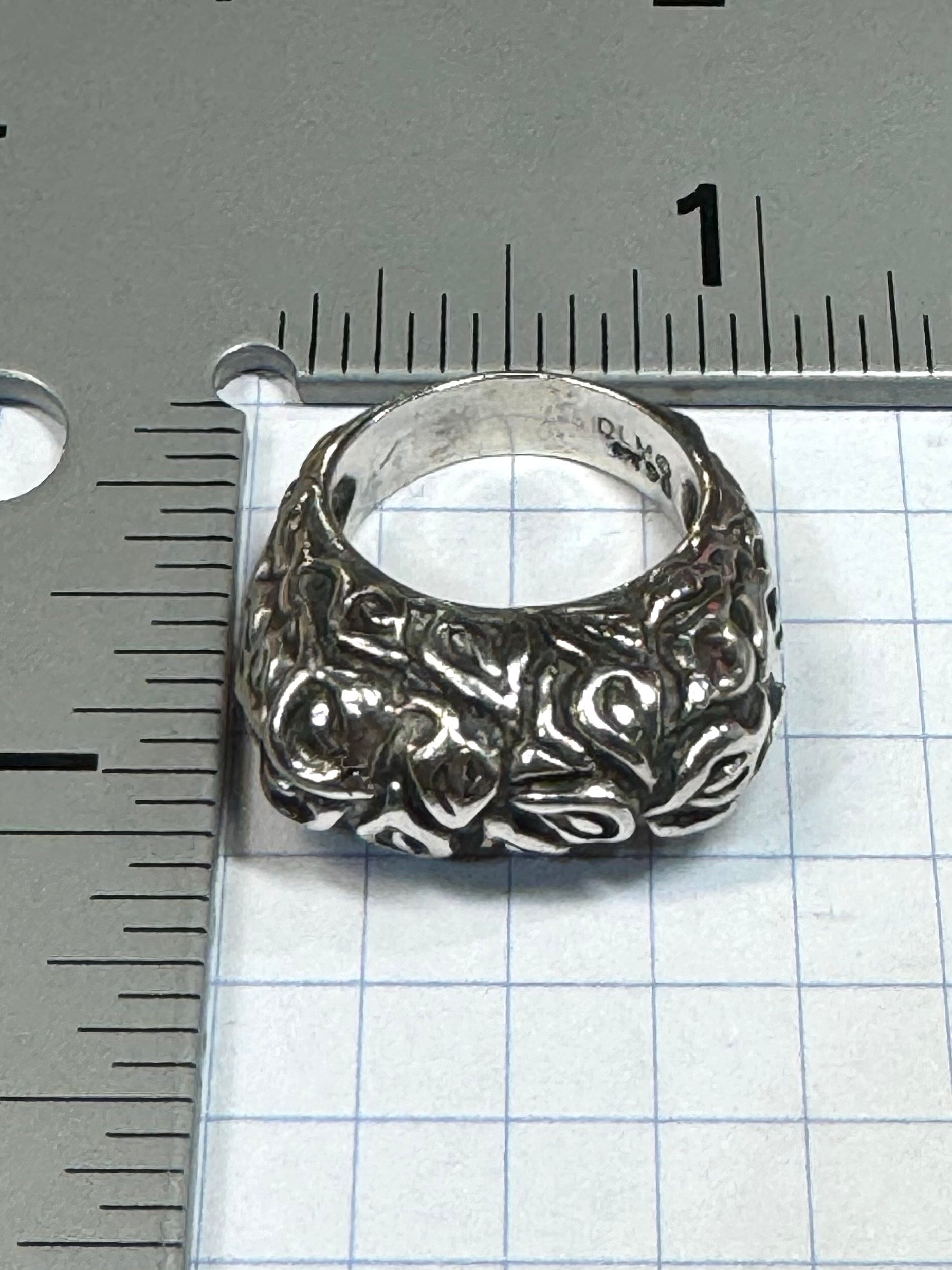 Dian Malouf Vintage Leaf Pattern Ring Size 6.5 Sterling