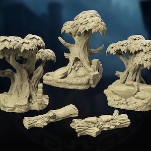 Op de afbeelding: Een set van drie beige miniatuurbomen en twee boomstammen met gedetailleerde schors en bladeren. De bomen hebben holle stammen met kleine schedels erin, en de stammen zijn versierd met stenen fragmenten. Onbeschilderde gaming terreinstukken.