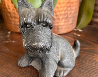 ★ ビンテージ鋳鉄製 スコティッシュ テリア・ドアストッパー定価¥56.000- スコティッシュ・テリアの犬（気難しい性格）を象ったビンテージ鋳鉄製