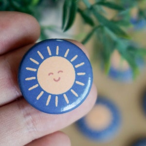 Sunshine Button | Positive Vibes 1" Button | Happy Sun Illustration | You Are My Sunshine | Ray of Sunshine Button | Cute Backpack Accessory