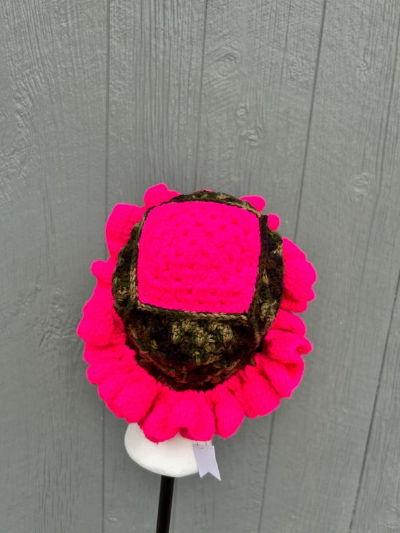 Pink Camo Mix Crochet Ruffle Hat, Ruffle Hat, Handmade  display picture 3