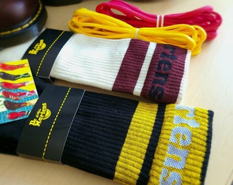 3 piece set Dr Martens Logo socks + boots laces, doc martens airwair crew athletic socks, Punk accesories, Unisex socks