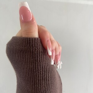 Handmade Bow French Tip Press On Nails image 3