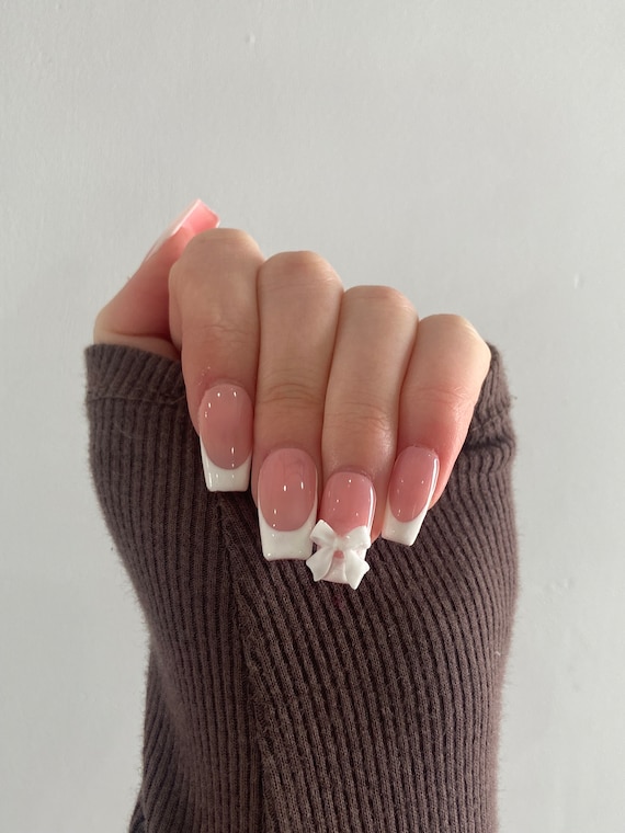 Bow french tip, Press On Nails, Cute Trendy Nails, Press On Nails, bow Nails, French tip, white bow nails