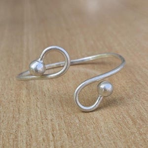 Silver Twist Hammered Bangle, Adjustable Bangle,925 Sterling Silver Bangle, Handmade Bangle, Stacking Bangle, Gift For Her,Statement Bangle