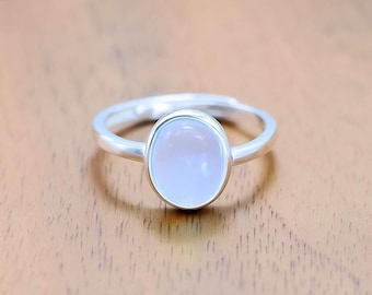 Anillo de plata de ley con aguamarina y cristal azul ovalado, banda abierta ajustable, joyería bohemia playera, anillo de piedra natal de marzo, regalo para ella.