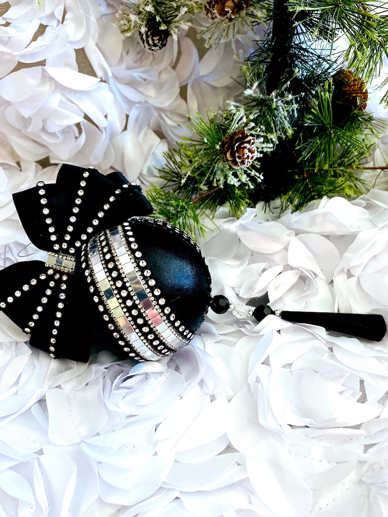 Black And Silver Christmas Ornaments 