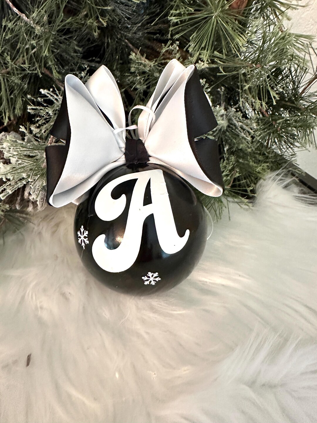 Customized Name Bell Ball Black Christmas Backdrop