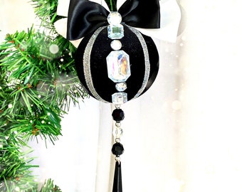 Black and white Christmas ornament, black an white Christmas decoration, tree bauble velvet cover tree ornaments, gift for her, gift for mom