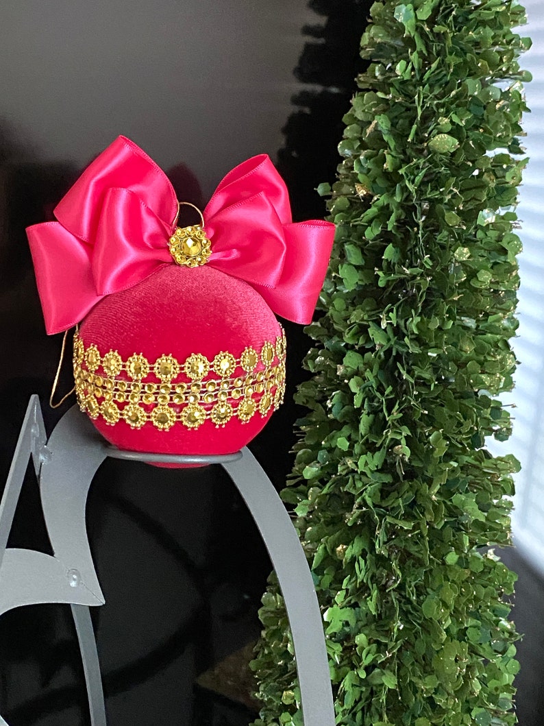 Pink Christmas Bauble, White Ball, Tree Black and Gold Ornament, Tree