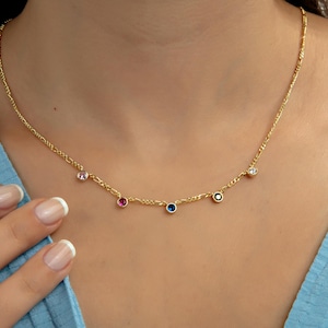Family Birthstone Necklace For Mothers, Figaro Chain Birthstone Necklace, Custom Made Birthstone Jewelry, Gift For Her, Unique Gifts For Mom