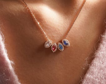Zierliche Geburtsstein Halskette für Mama, personalisierter Familien Schmuck, zierliche Goldkette, Geschenk für Oma