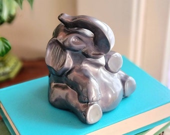 Heavy pewter fat elephant sitting statue, pewter elephant, vintage elephant figurine, silver elephant, sitting elephant, elephant lover