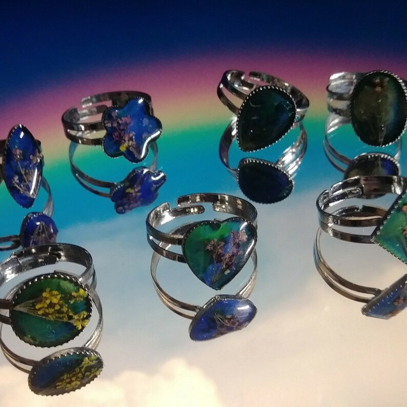 Beautiful Flower Mood Rings in many ShapesResin Etsy