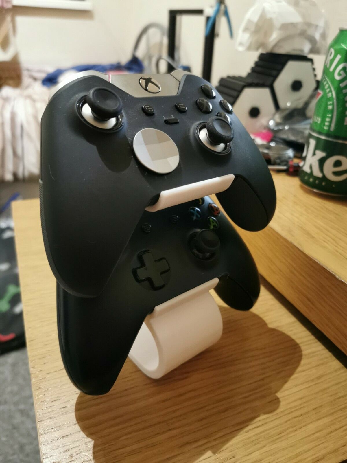 Xbox, PlayStation or Nintendo Dual Controller Stand