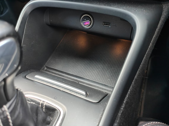 Volvo XC40 Wireless Charger Australia