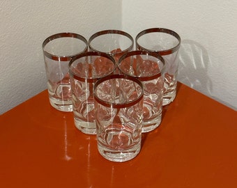 VINTAGE || Mid-Century Silber umrandete Cocktail Gläser