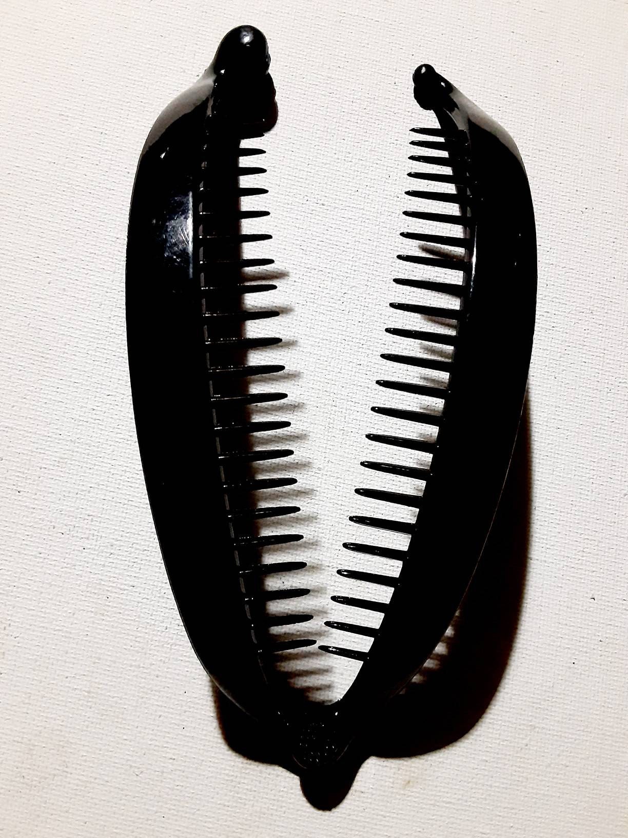 Black Hair Banana Hair Combs Ponytail Holder 5 1/2" Long Banana Claw Clip Black Hair Banana Hair Combs Ponytail Holder 5 1/2" Long Banana Claw Clip