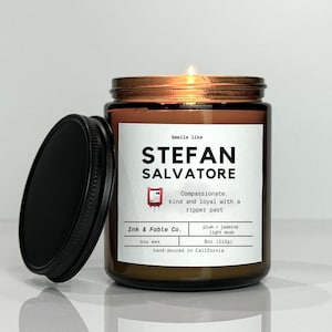 Stefan Salvatore Soy Candle: Juniper, Sandalwood, Velvet Musk