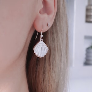 Silver Scallop Shell Dangle Earrings, 925 Sterling Silver, Delicate Earrings Gift for women, Wedding Earrings for women