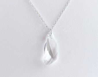 COLGANTE DE CRISTAL Plata de ley 925, delicado collar para mujer Swarovski transparente, hermoso collar de cristal geométrico, regalo para madres y niñas