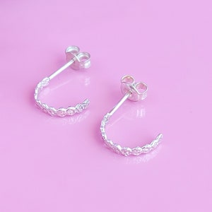 Pendientes de aro abierto minimalistas, plata de ley, aros pequeños, pendientes desiguales para mujer, pequeño y delicado regalo de cumpleaños para mamá, hija, novia