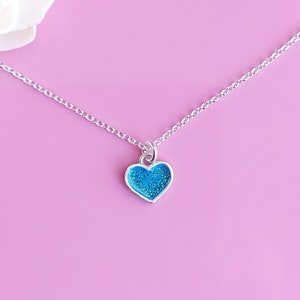 COLLIER PETIT COEUR, Bijoux faits main, Collier délicat en argent sterling, Collier amour, Pendentif 925, Cadeau délicat pour femme, Fête des Mères