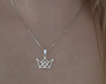 Silver CROWN necklace, Pendants for women, PENDANT with CRYSTALS, Delicate Necklace, 925 Silver, Sterling Silver, Gift for girl