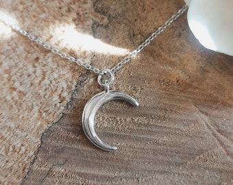 Halsband med hänge i sterlingsilver, handgjorda smycken, måne, enkelt halsband för kvinnor, estetisk charm, födelsedagspresent