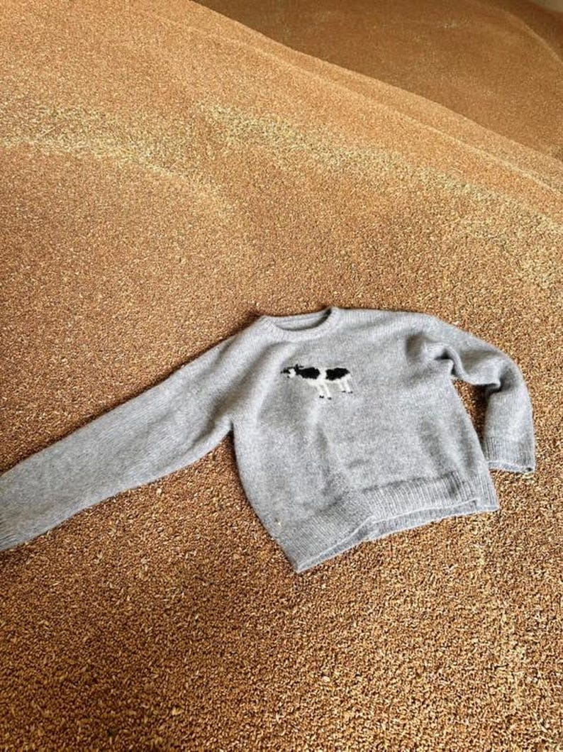 The Elizabeth Pullover- Sweater Pattern With Cow Motif - Etsy