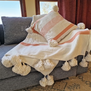 Sand Stripe Moroccan Pom Pom Blanket – Sister Golden