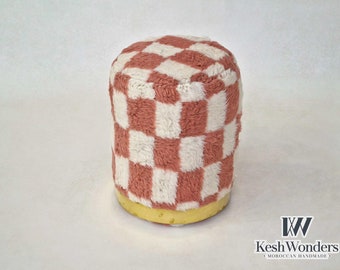 ROUND Checkerboard POUF, FLUFFY Cylindrical Moroccan Pouf - Ottoman Handmade Beni Pouf - Pinkish Brown Pouf for Living Room.