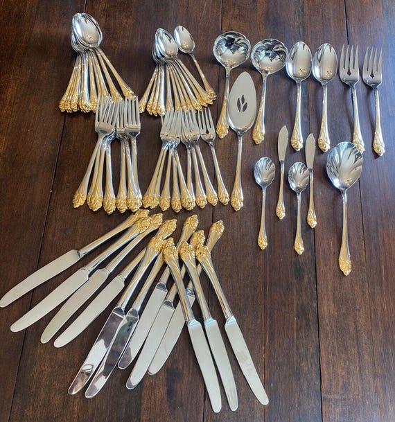 Oneida gold and silver flatware outlet