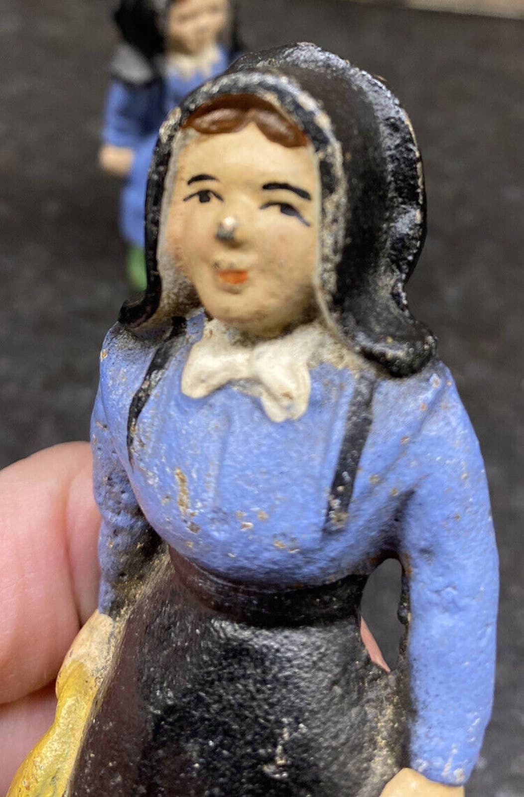 Vtg Cast Iron Amish Figurines Set of 4 Hand Painted Mennonites Etsy