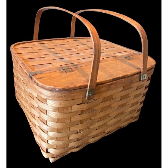 Vtg Picnic Basket Woven Wicker Rattan Handles W. Ridg… Gem