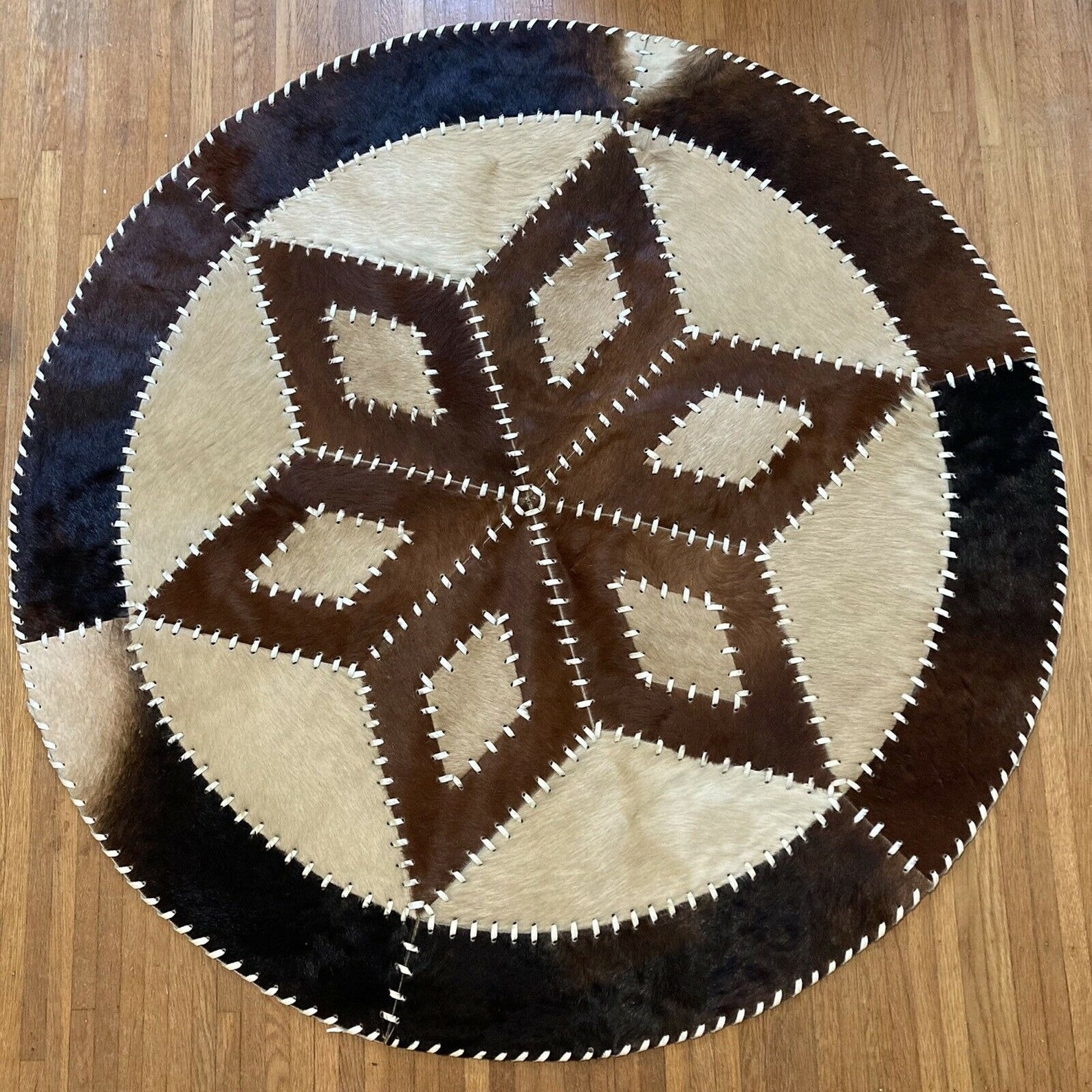 Patchwork Cowhide Leather Back Rug Round 47 Southwest Western Etsy
