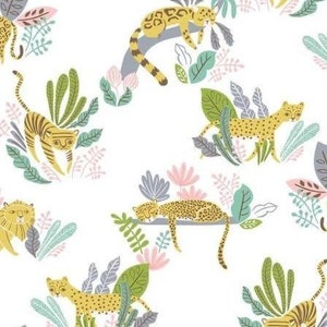 Blend Fabrics - Lions, Tigers and More - Wild Cats - White - Half Yard