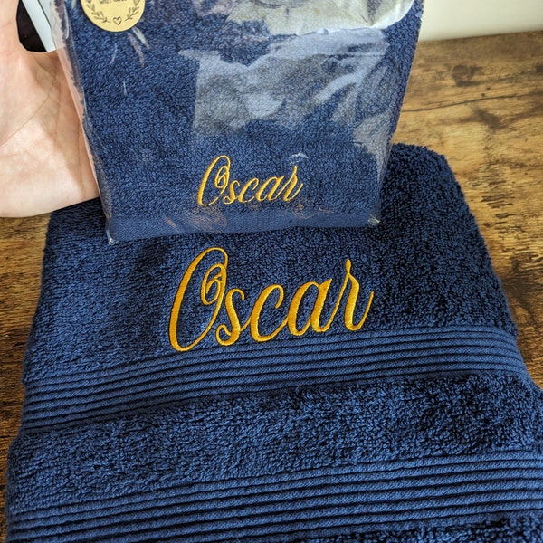 Personalised bath towel and face cloth set / Embroidered Towel / luxury towel / towel with name / bath towel / Nick name / wedding role
