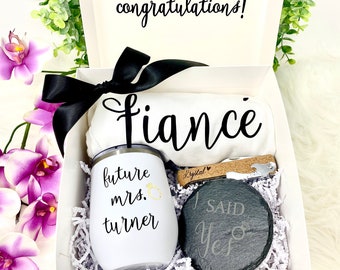 Bride Engagement Gift, Bride Gift Set, Engagement Gift for Bride, Bride Box Gift Set, Bride Gifts, Future Bride, Fiancé Gift, Bride Gift Box