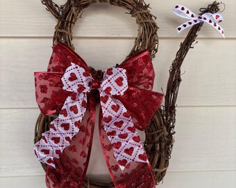 Valentine's Day Cat Wreath, Cat Heart Wreath, Grapevine Cat Wreath, Cat Wreath, Heart Cat