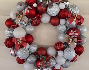 Christmas Ornament Wreath, Holiday Wreath, Christmas Ball Wreath
