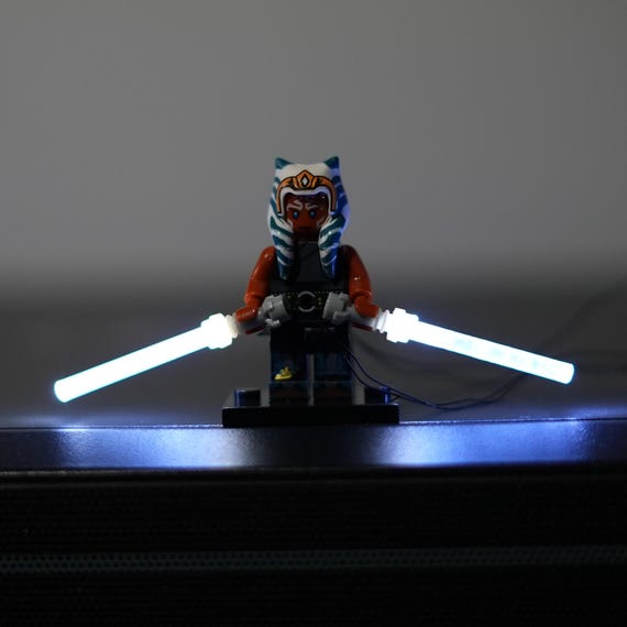 Lego Star Wars Glowing Lightsabers or Minifigs