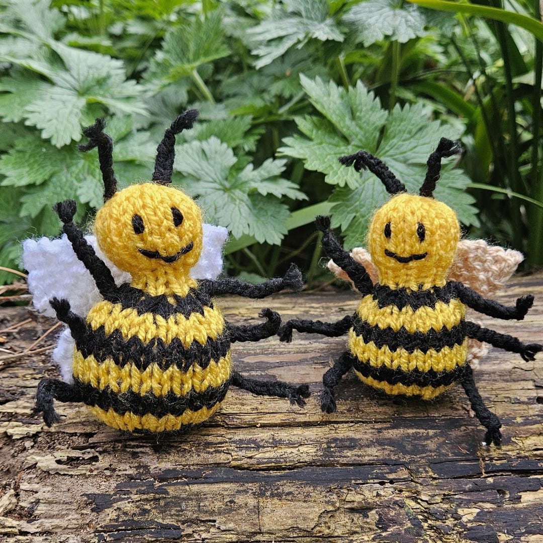 Knitted Bees - PDF Bee Knitting Pattern - Etsy