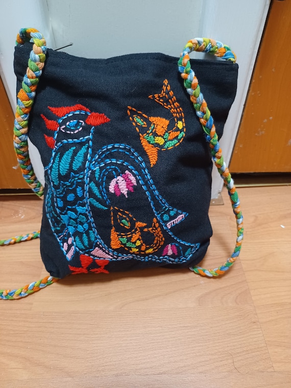 Gorgeous new hand embroidered kantha sling bag,Ind