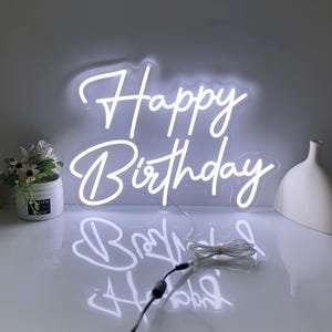 Alles Gute zum Geburtstag Leuchtreklame, Benutzerdefinierte Leuchtreklame, Geburtstagsparty Dekor Geburtstagshintergrund, Geburtstagsgeschenk, Leuchtreklame Wanddekor personalisiertes Geschenk