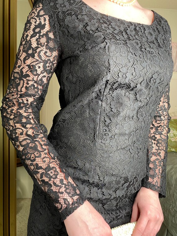 1950's Black Lace Wiggle Cocktail Dress - image 2