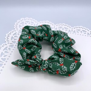 Green Mistletoe Christmas Cotton // Hair Scrunchie with REMOVABLE bow