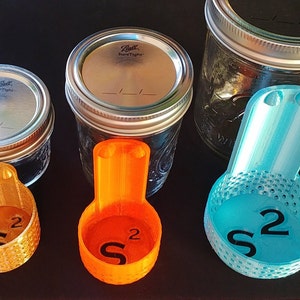 Banger Cleaning Strainer Jars, Terp Pearl Dab Bead Cleaner Strainers. Isopropyl Alcohol Strainers. Glass Diffuser Strainer Cleaner