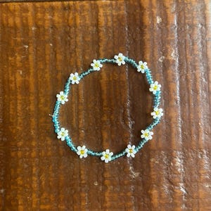 white flower bracelet