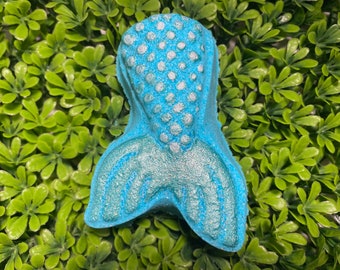 Glitter Mermaid Tail Bath Bomb | Pick Your Color & Scent! | Kid Friendly | Skin Safe